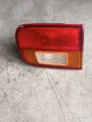 Φανάρι-Φανός πίσω αριστερά εσωτερικός